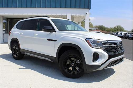 2024 Volkswagen Atlas 2.0T SEL