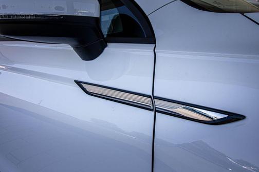 Pure White 2023 Volkswagen Tiguan 2.0T S