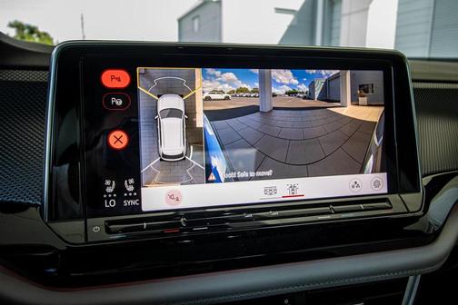 2025 Volkswagen Atlas Cross Sport 2.0T SEL Premium