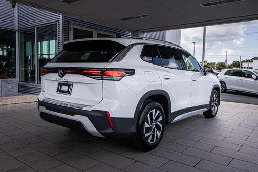 pure white 2026 Volkswagen Tiguan 2.0T S