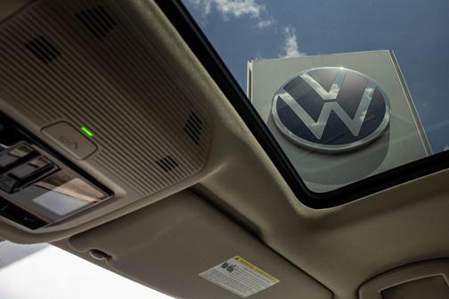 2025 Volkswagen Atlas 2.0T SEL
