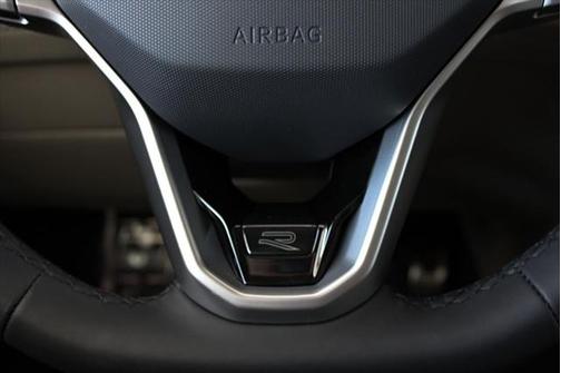 2025 Volkswagen Atlas 2.0T SEL Premium R-Line 4MOTION