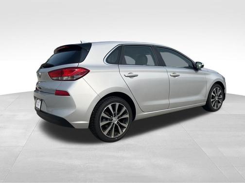 2019 Hyundai Elantra GT Base