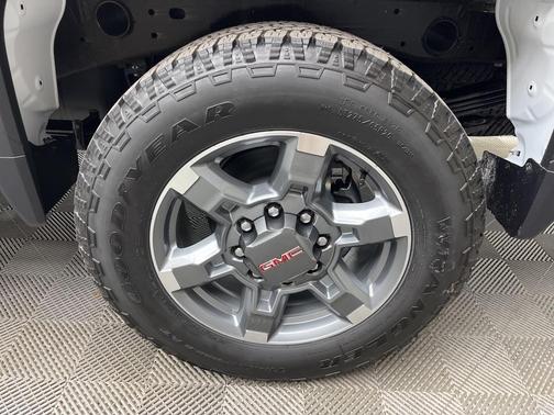 2026 GMC Sierra 2500 SLE