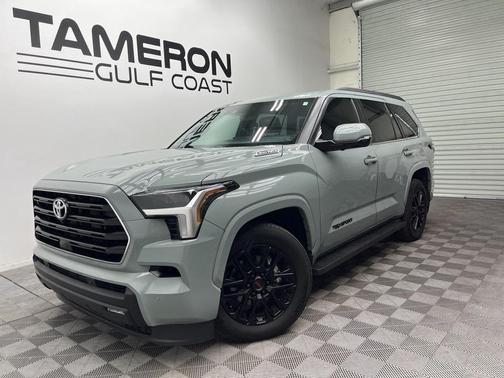 2025 Toyota Sequoia SR5