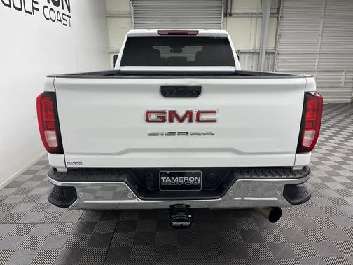 2024 GMC Sierra 2500 Pro
