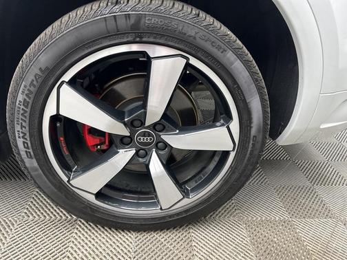 2024 Audi Q5 45 S line quattro Premium