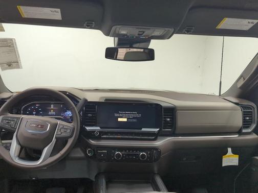 2025 GMC Sierra 2500 SLT