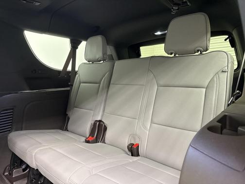 2025 GMC Yukon XL Elevation