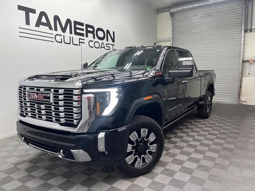 2025 GMC Sierra 2500 Denali