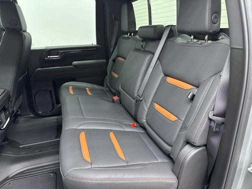 2026 GMC Sierra 2500 AT4