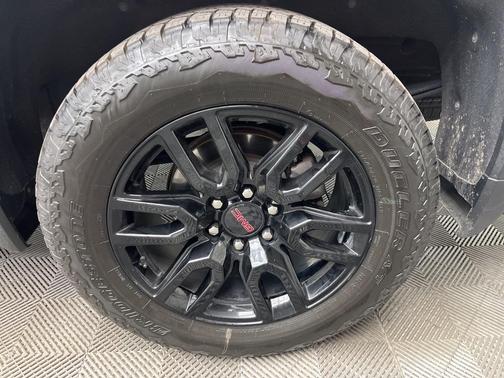 2022 GMC Sierra 1500 Limited Elevation