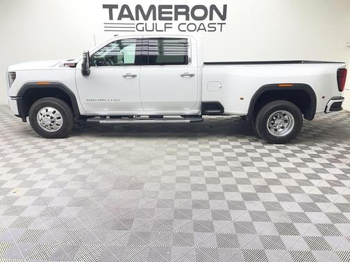 2026 GMC Sierra 3500 Denali