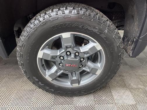 2026 GMC Sierra 2500 SLT