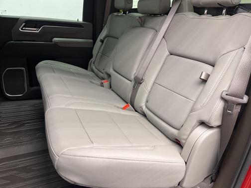 2026 GMC Sierra 2500 SLT