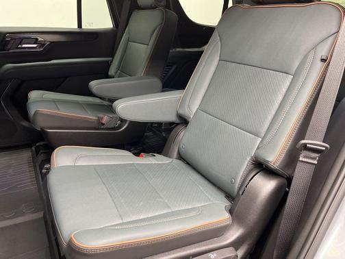 Sterling 2026 GMC Yukon AT4