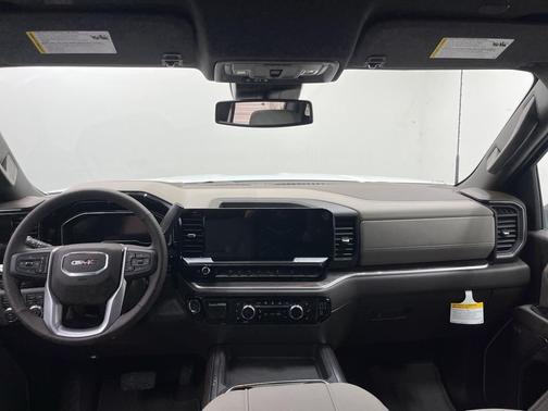 2025 GMC Sierra 2500 SLT
