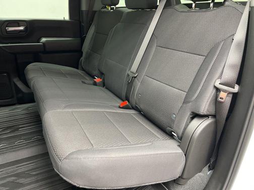 Summit White 2026 GMC Sierra 3500 Pro