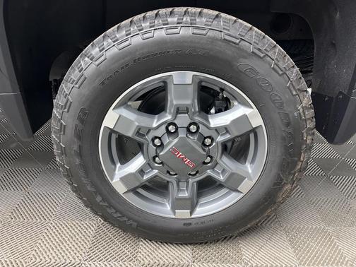 2026 GMC Sierra 2500 SLT