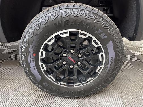 Volcanic Red 2026 GMC Canyon AT4