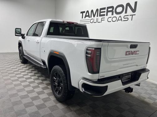 2026 GMC Sierra 2500 AT4