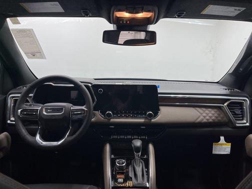 Sterling 2026 GMC Canyon Denali