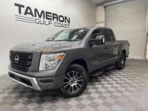 2024 Nissan Titan SV