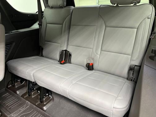 Summit White 2026 GMC Yukon Elevation