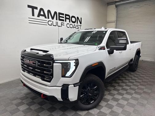2025 GMC Sierra 2500 AT4