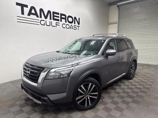 Gun Metallic 2025 Nissan Pathfinder Platinum