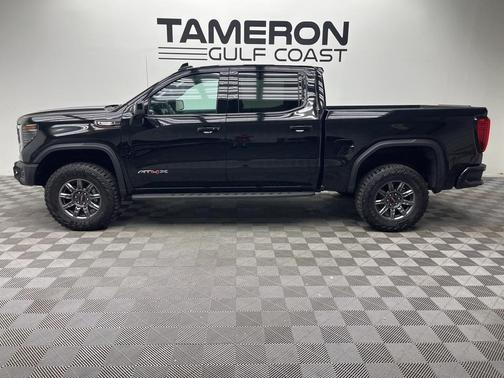 2025 GMC Sierra 1500 AT4X