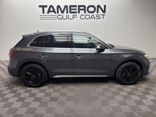 2022 Audi Q5 45 S line quattro Premium