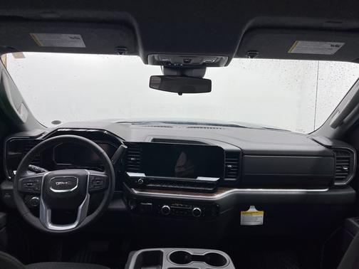 Onyx Black 2026 GMC Sierra 1500 SLE