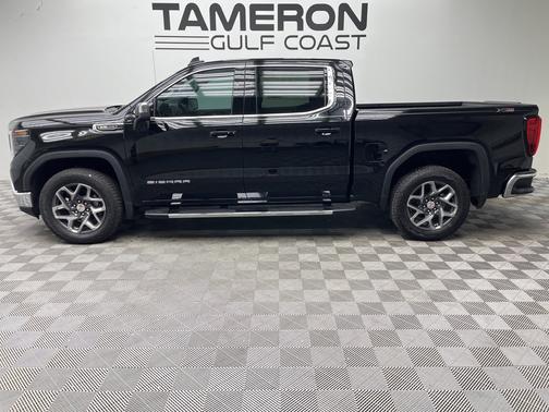 Onyx Black 2026 GMC Sierra 1500 SLE
