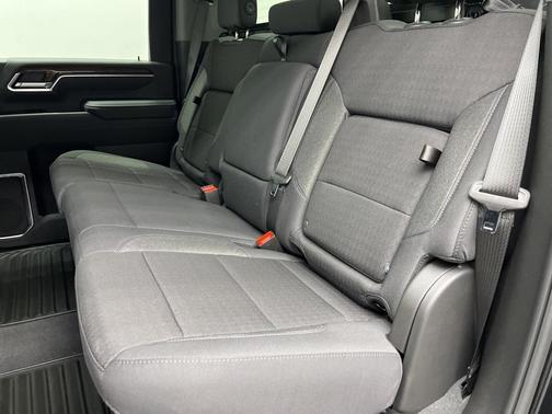 2026 GMC Sierra 2500 SLE