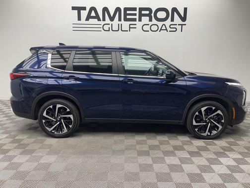 2024 Mitsubishi Outlander SE Black Edition