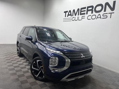 2024 Mitsubishi Outlander SE Black Edition