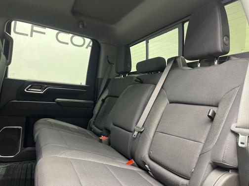 2025 GMC Sierra 2500 SLE