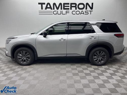 2024 Nissan Pathfinder S
