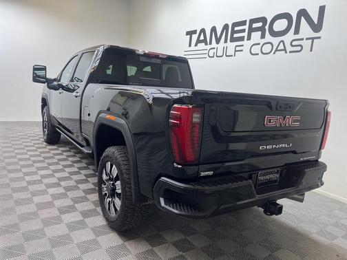 2025 GMC Sierra 2500 Denali