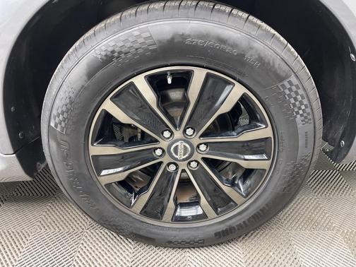 2018 Nissan Armada Platinum