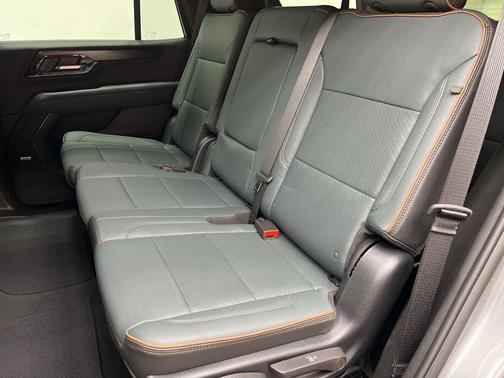 Sterling 2026 GMC Yukon AT4