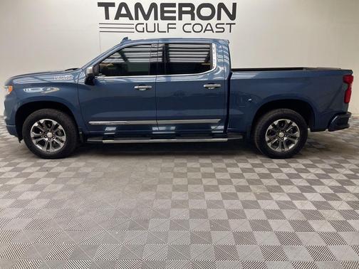 Lakeshore Blue Metallic 2024 Chevrolet Silverado 1500 High Country