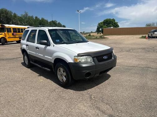 2005 Ford Escape XLS