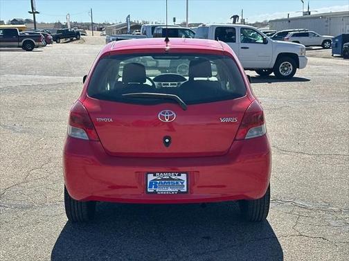 2011 Toyota Yaris Base