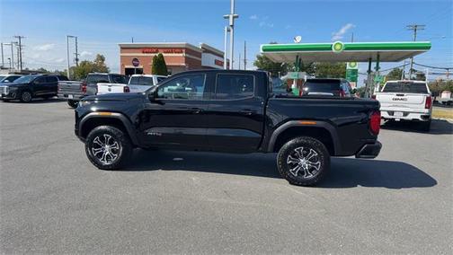 2023 GMC Canyon AT4