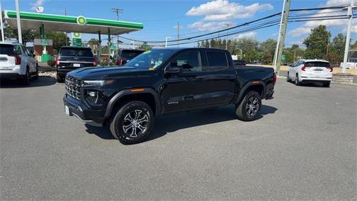 2023 GMC Canyon AT4