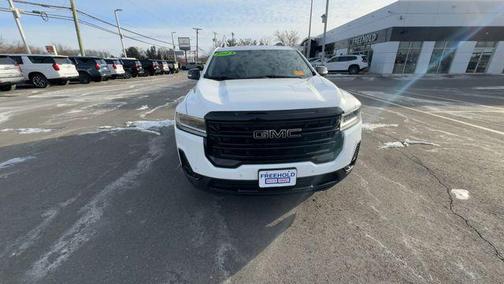 2023 GMC Acadia AWD SLT