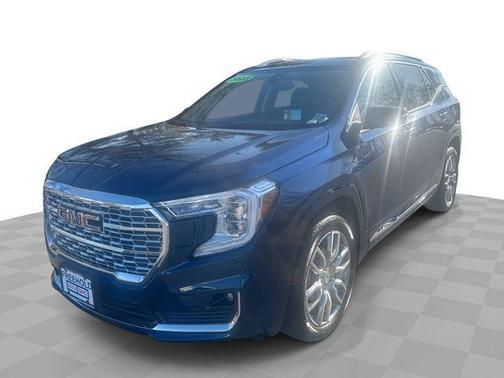 Marine Metallic 2023 GMC Terrain Denali