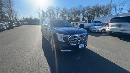 Marine Metallic 2023 GMC Terrain Denali